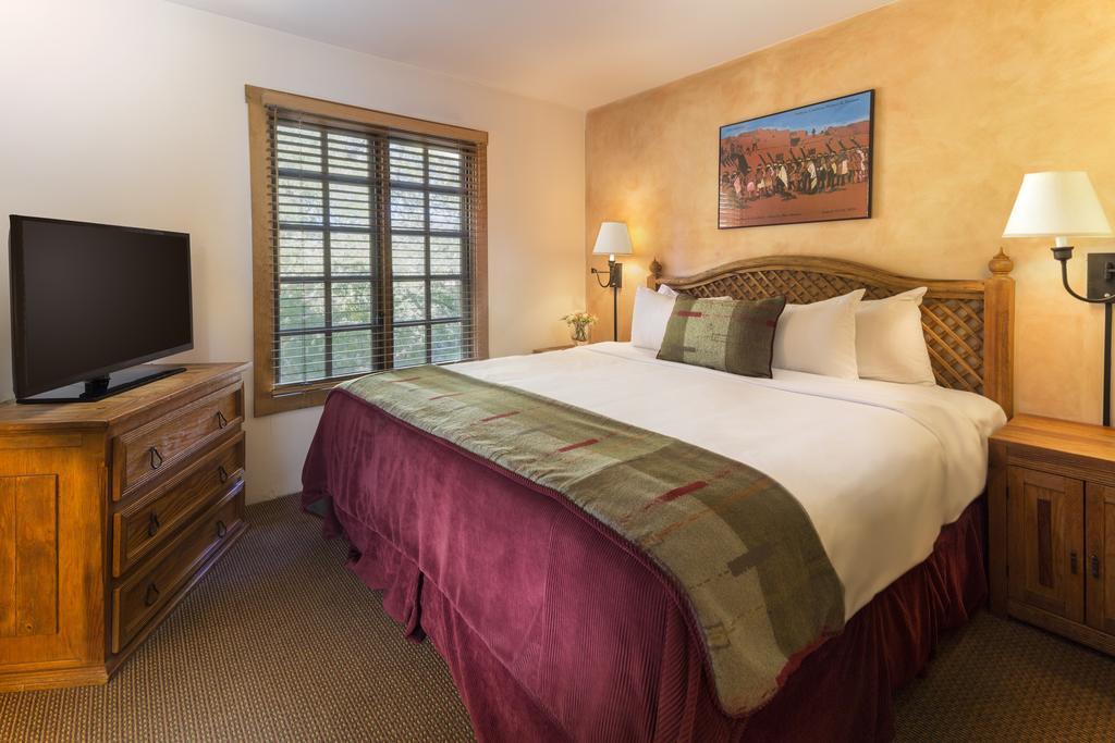 Santa Fe King Suite,684327186:JPEG